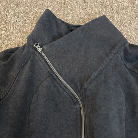 Lululemon Cozy Cuddle Up Jacket Gray Athleisure Full-Zip Asymmetrical - measure - Picture 8 of 11